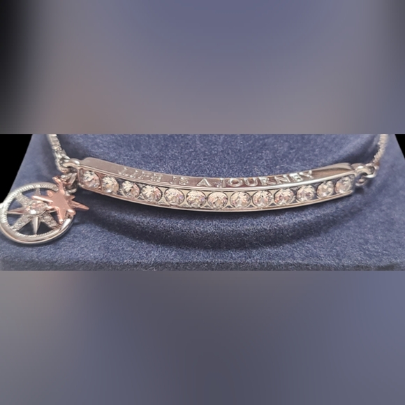 Brilliance two-tone rose/clear ns bracelet - Picture 4 of 7